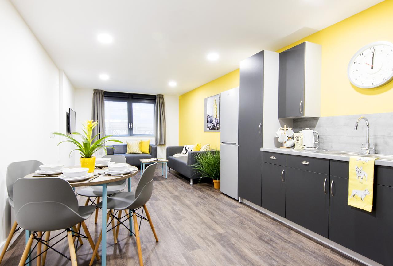 Catherine House- Campus Accommodation 朴次茅斯 外观 照片