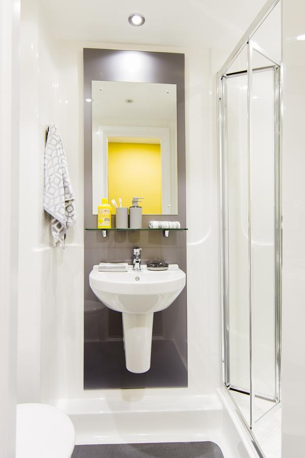 Catherine House- Campus Accommodation 朴次茅斯 外观 照片